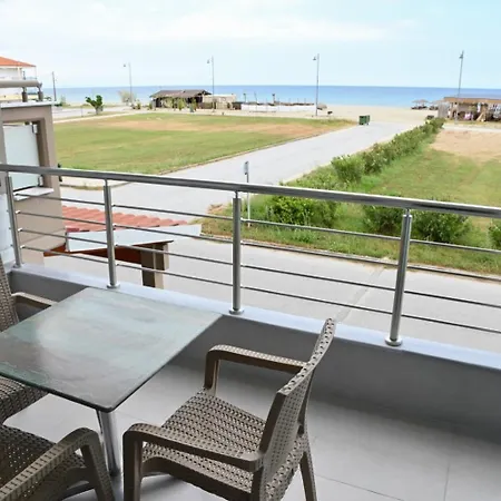 Skyline Fine Living Aparthotel 4*