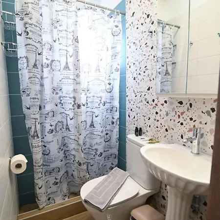 Апартхотел Skyline Fine Living Неи Порои