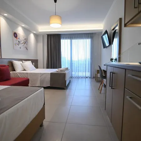 Skyline Fine Living 3*