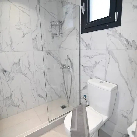 Skyline Fine Living 3*