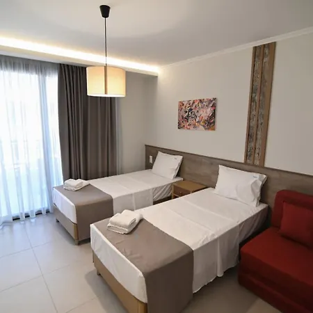 Skyline Fine Living Апартхотел Неи Порои