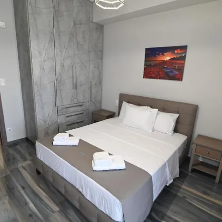 Апартхотел Skyline Fine Living 3*