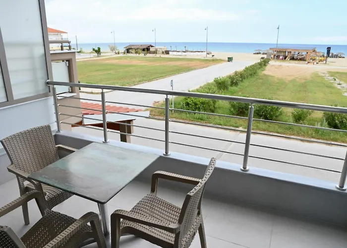 Skyline Fine Living Aparthotel 3*