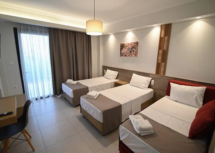 Skyline Fine Living Aparthotel 3*