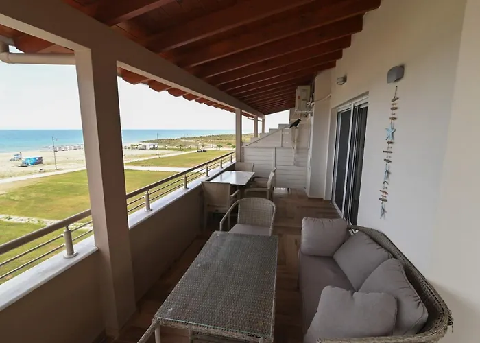 Skyline Fine Living Aparthotel 3*